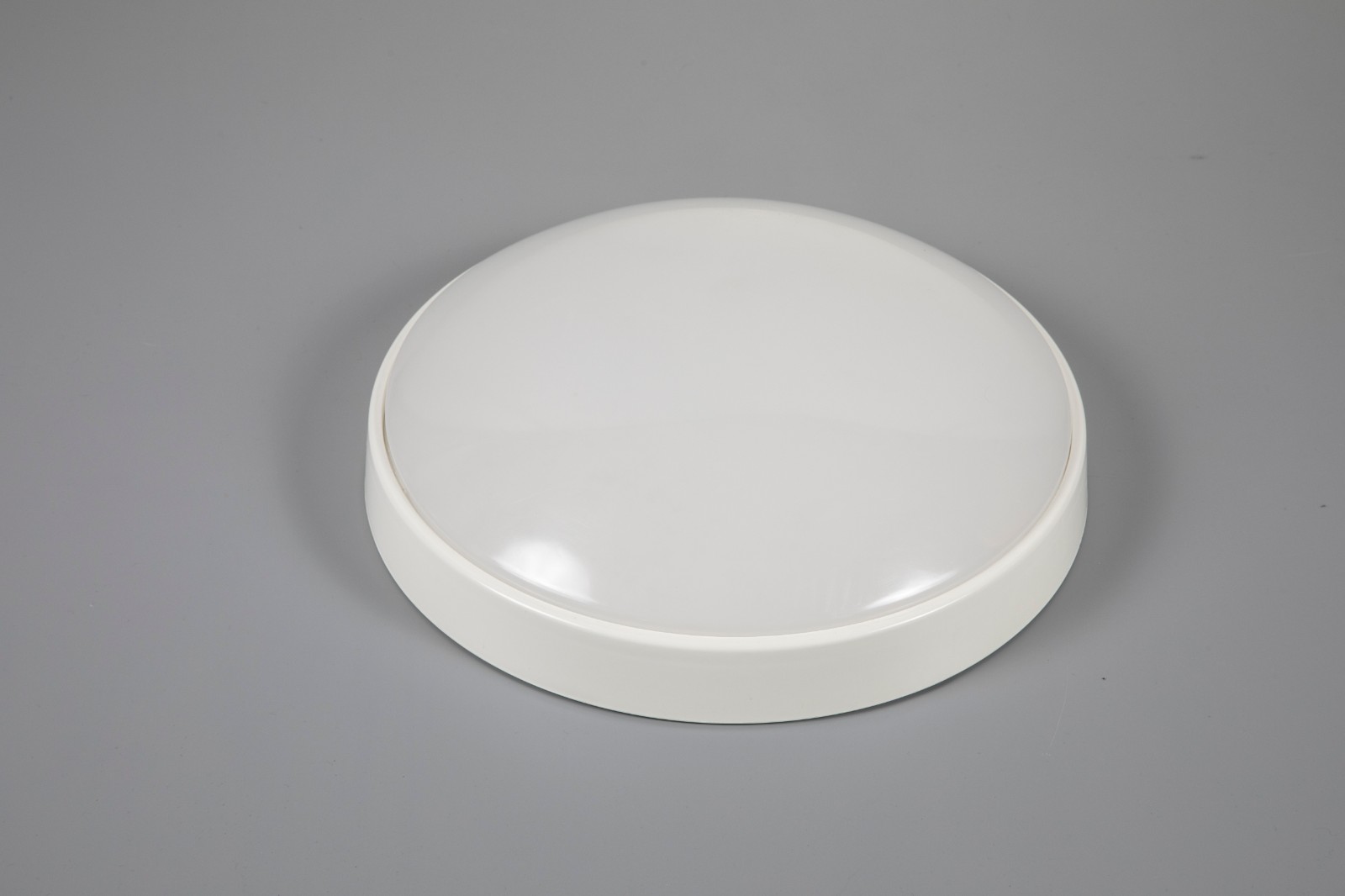 Round led ceiling light modern and simple Nordic minimalist hot style moisture-proof and dustproof lamp