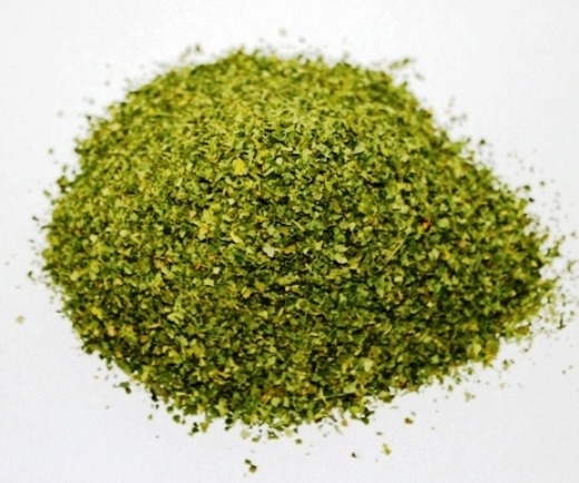 MORINGA TEA CUT LEAVES
