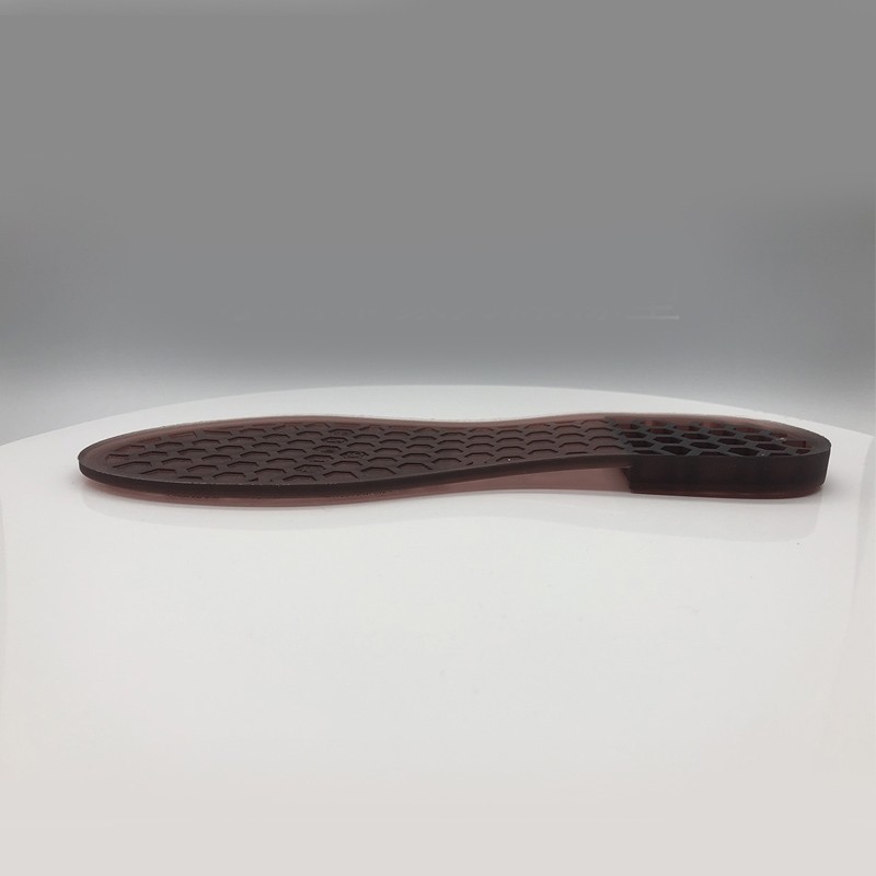 PU1056 has good wear resistance, high skid resistance, not easy to break, stable compression, good air permeability, temperature resistance and good softness